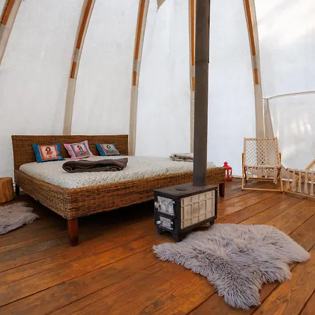 Glamping Podtrosky *