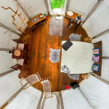 Glamping Podtrosky 럭셔리텐트