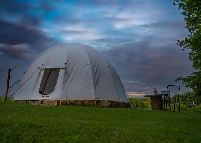 Glamping Podtrosky Οργανωμένο κάμπινγκ Troskovice
